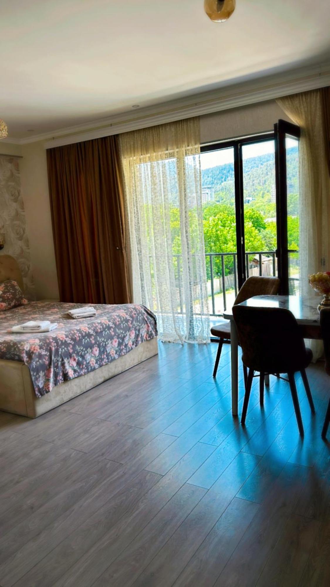 Vitali Apartment 博尔若米 外观 照片